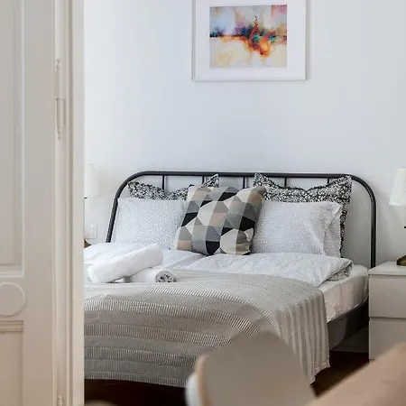 דירה Exclusive Downtown Bella