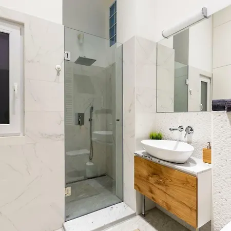 Exclusive Downtown Bella Apartamento Budapeste